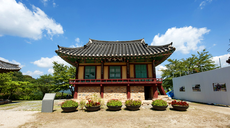 堤川清风凝清阁